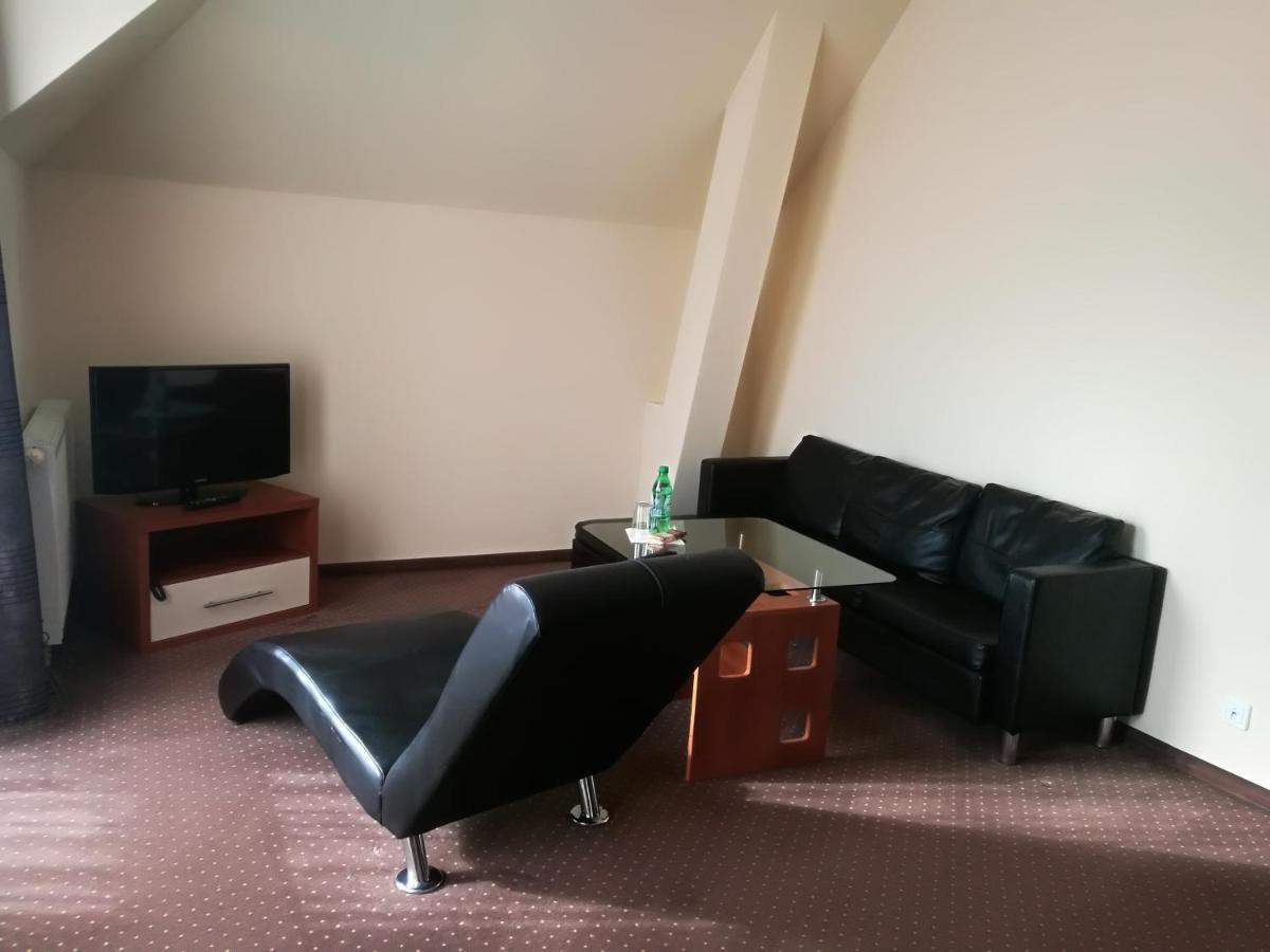 Yuca Hotel Łódź Eksteriør billede